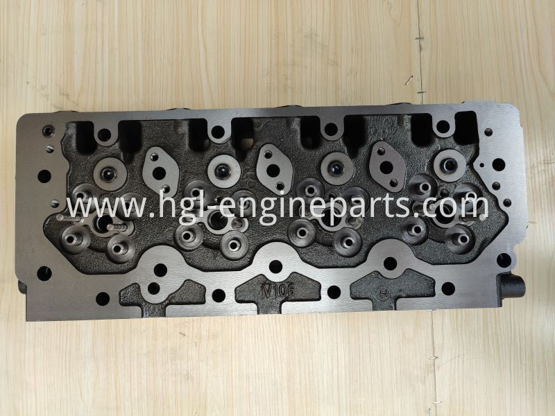 4TNV106 cylinder head 03